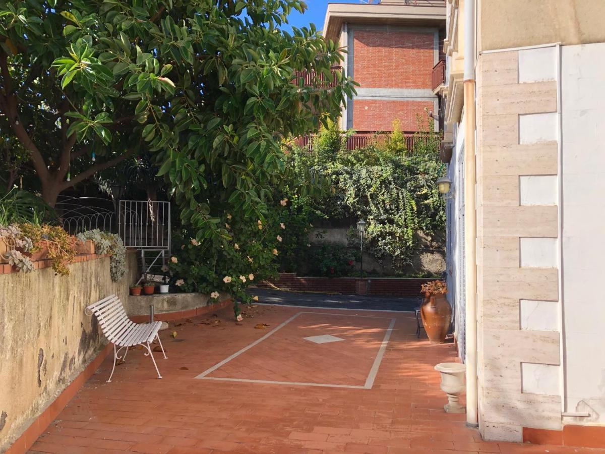 Casavostra Al Parco Hotel Catania Bagian luar foto